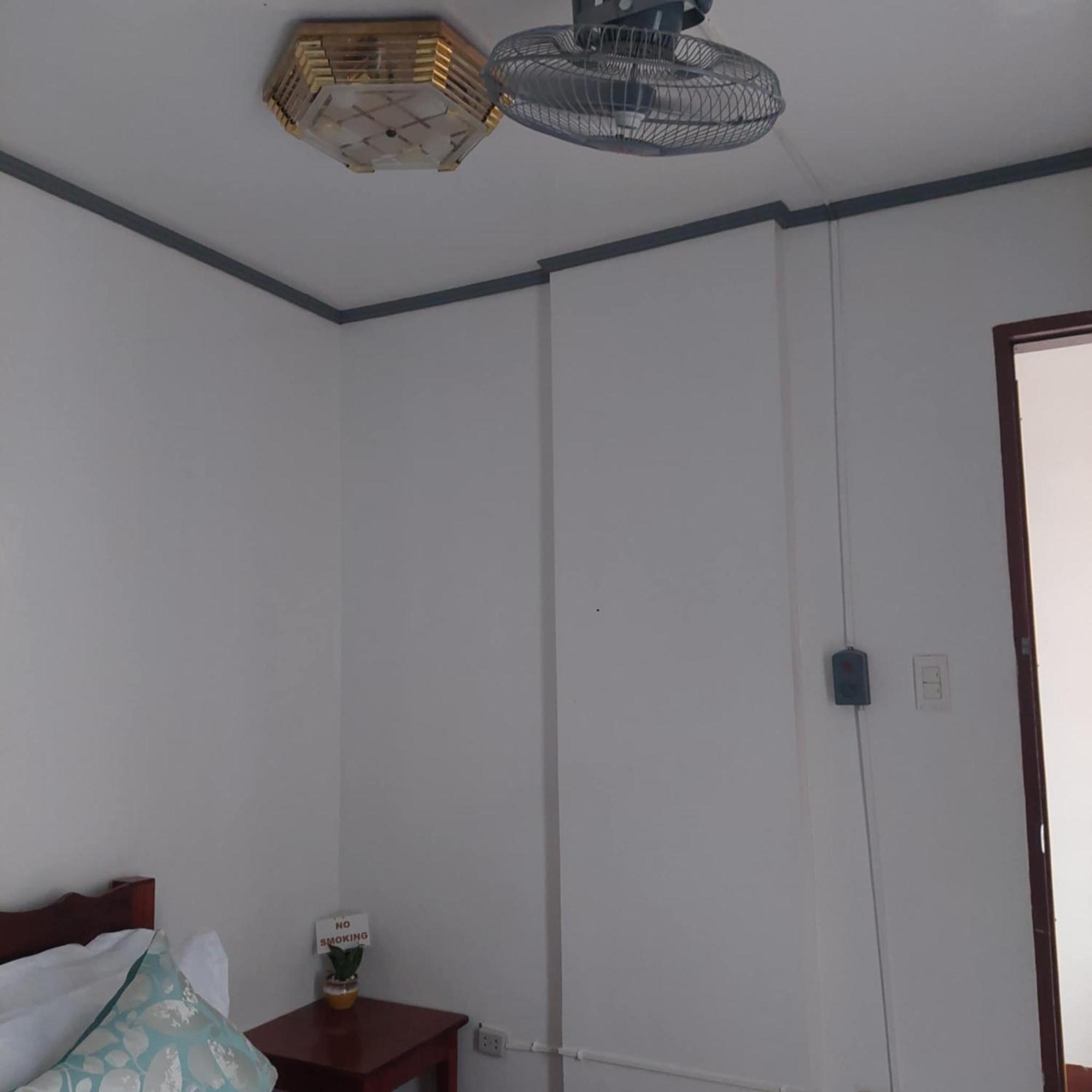 Casa Mariella 888 Bed & Breakfast Ел Нидо Екстериор снимка